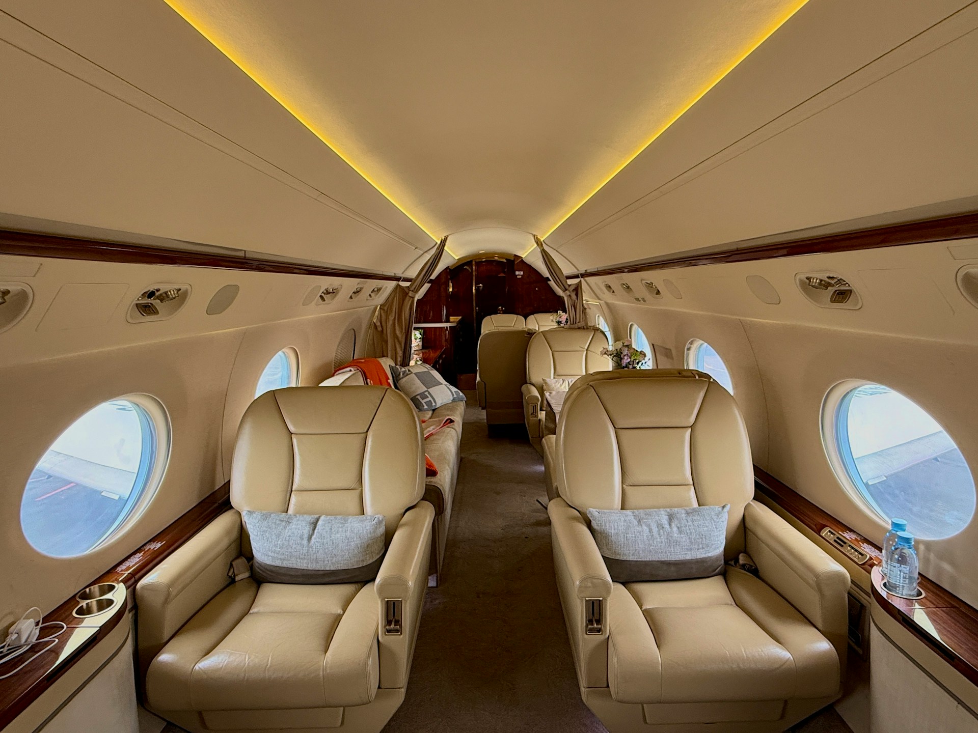 Jet 3